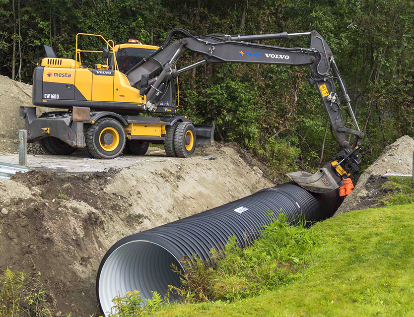 Raineo-kuvituskuva2-834 × 639 px.jpg