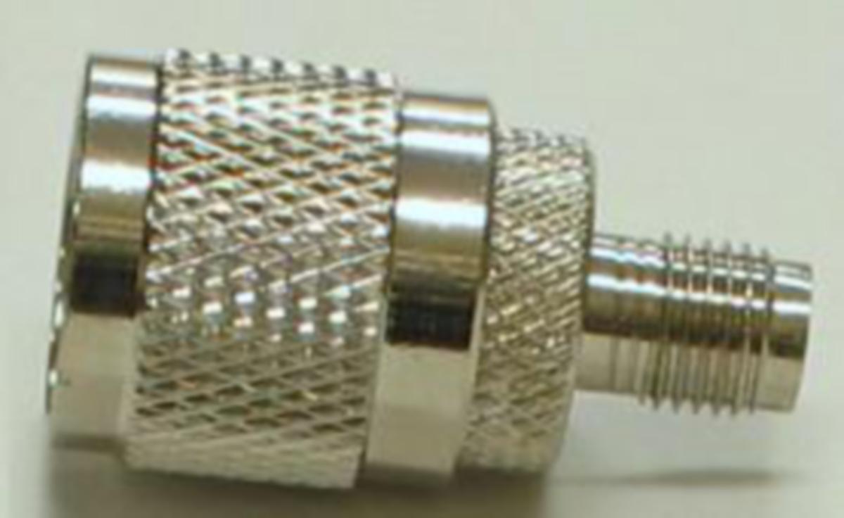 Adapteri Finnsat Sisäverkko - ADAPTERI FINNSAT TNC-UROS/SMA-NAARAS 50OHM