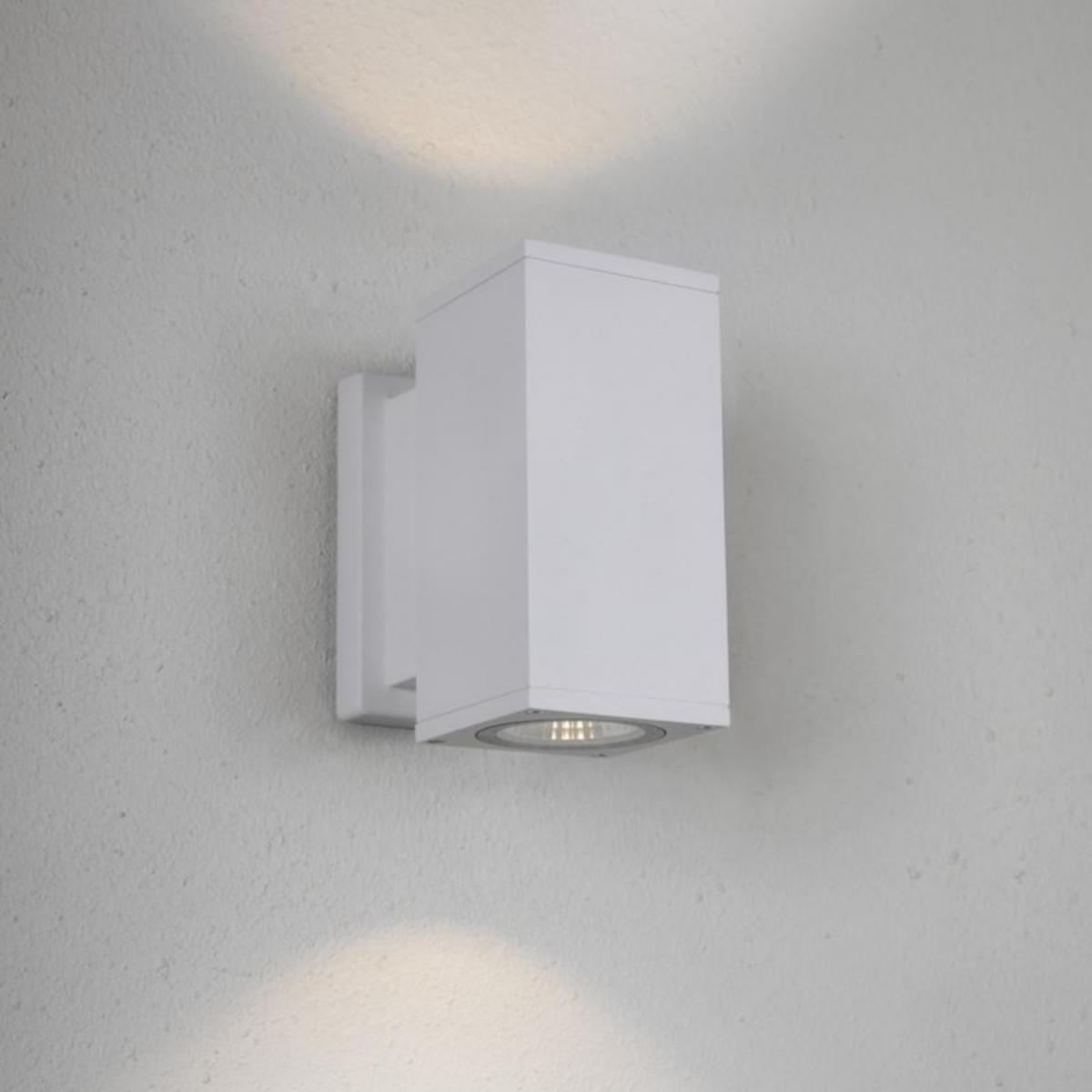 Seinävalaisin ulko Hide-a-lite Bloc - SEINÄVALAISIN ULKO BLOC BLOC II VALKOINEN 3000K