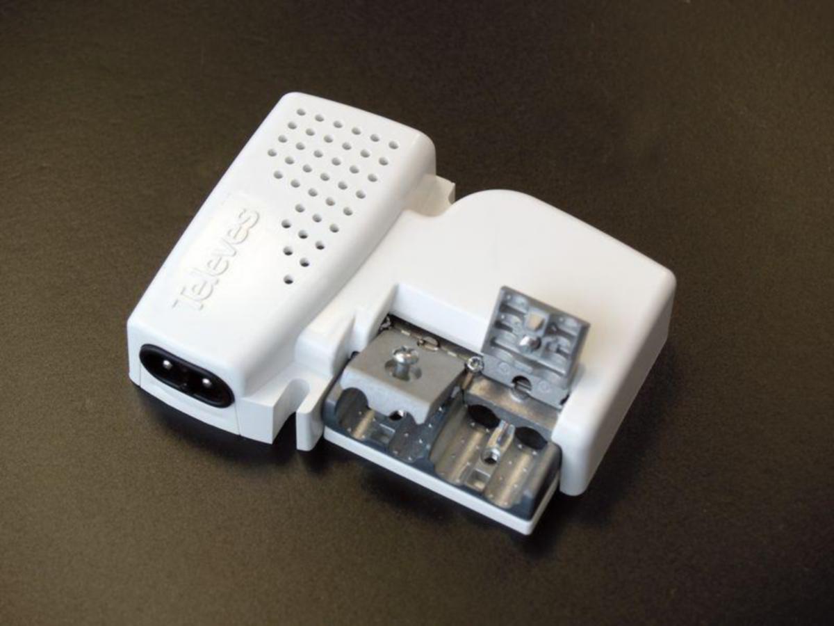 Virtalähde Finnsat Televes PicoKom - VIRTALÄHDE FINNSAT 24VDC, 130MA, 2-LÄHTÖÄ