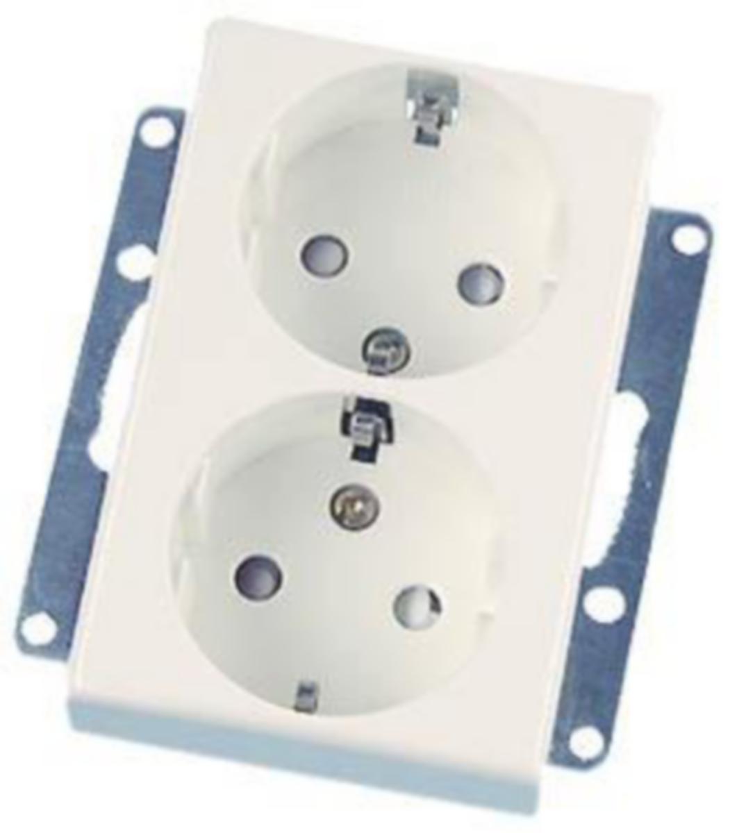 Pistorasia ELKO upotettava keskiölevyllä maadoitettu - PISTORASIA ELKO RS16 2S/16A/250V/IP21 UKJ/R VAL