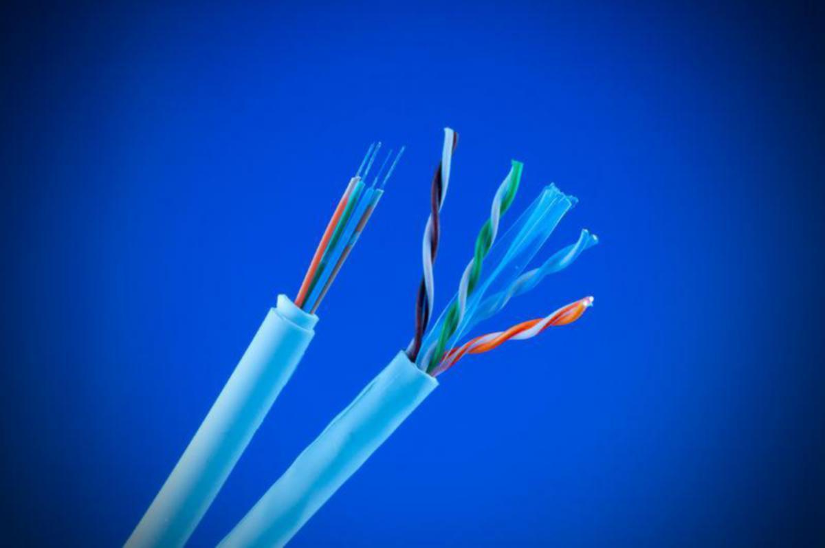 Hybridikaapeli Brand-Rex C6U-HF1 - TIETOVERKKOKAAPELI BRANDREX BR C6U-HF1/HF008PDC04LU HYBRID