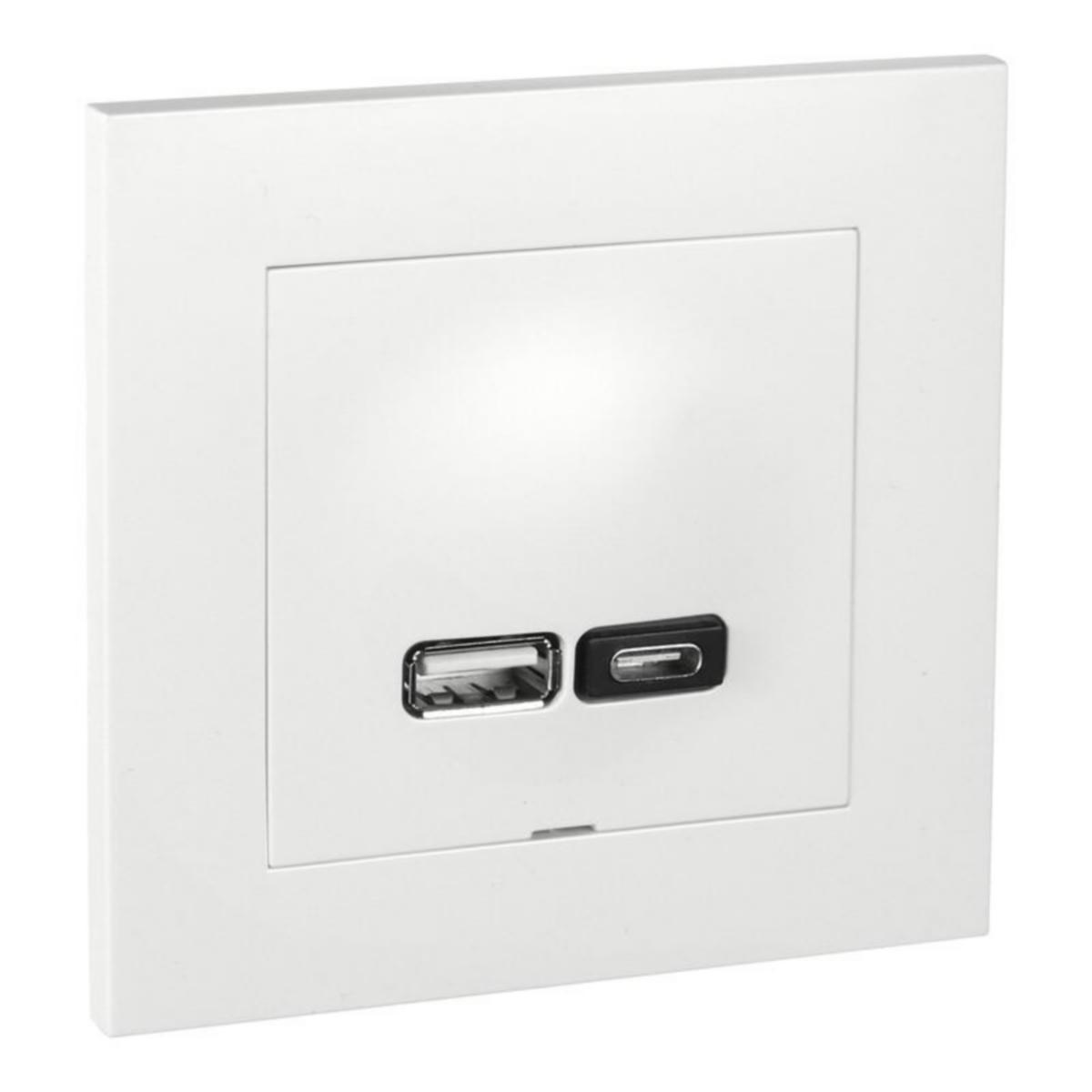 Telerasia ELKO Plus - TELERASIA PLUS USB-A+USB-C 2.4A VAL SUORA
