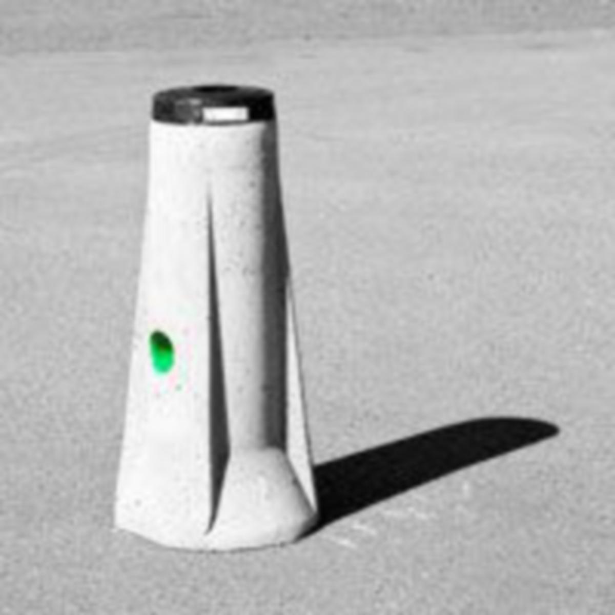 Pylväsjalusta (kiinnitys säätöpulteilla) SJ - PYLVÄSJALUSTA SJ-08