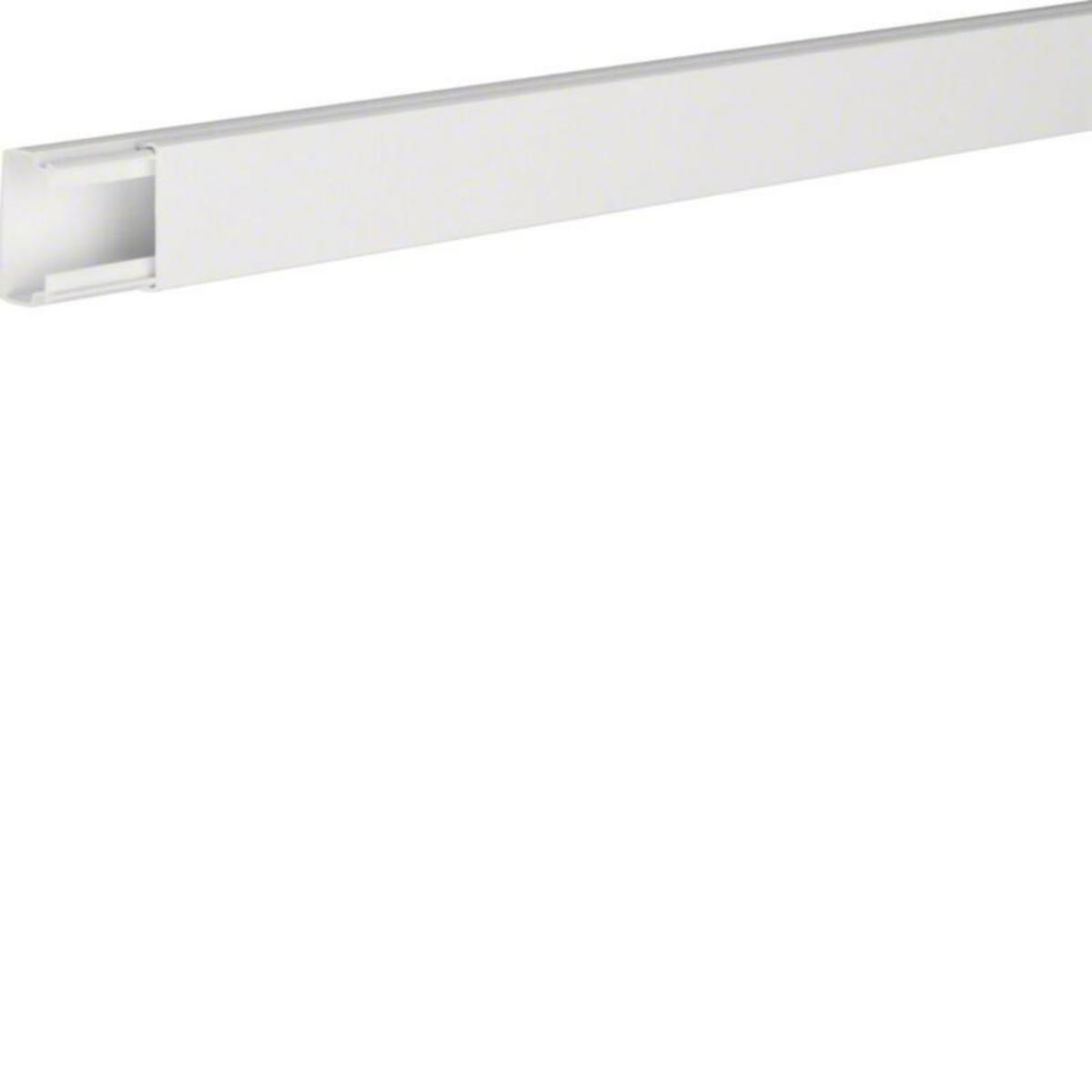 Asennuskanava Hager Tehalit.LF luonnonvalk. - ASENNUSKANAVA TEHALIT.LF LF20035 PVC 20X33X2000 LVA