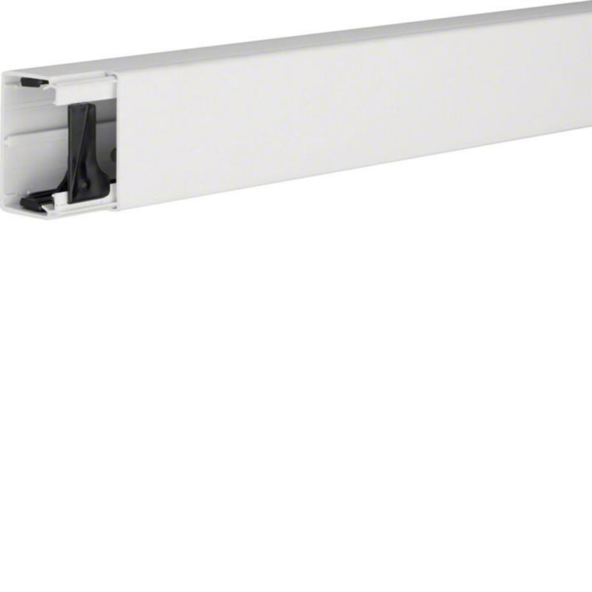 Asennuskanava Hager Tehalit.LF luonnonvalk. - ASENNUSKANAVA TEHALIT.LF LF40060 PVC 40X57X2000 LVA