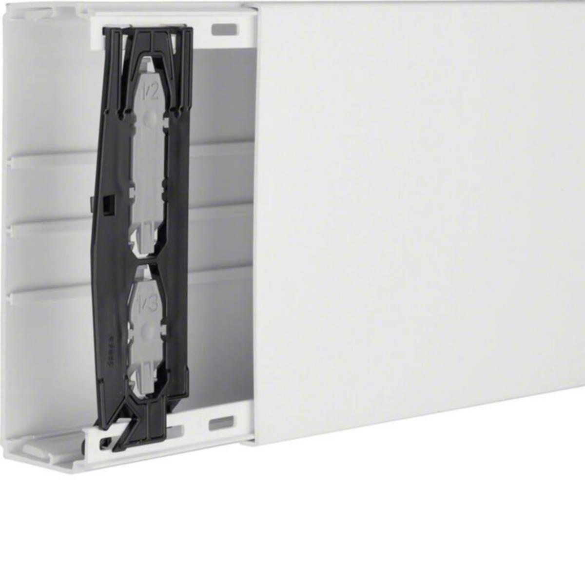 Asennuskanava Hager Tehalit.LF luonnonvalk. - ASENNUSKANAVA TEHALIT.LF LF60190 PVC 60X190X2000 LVA