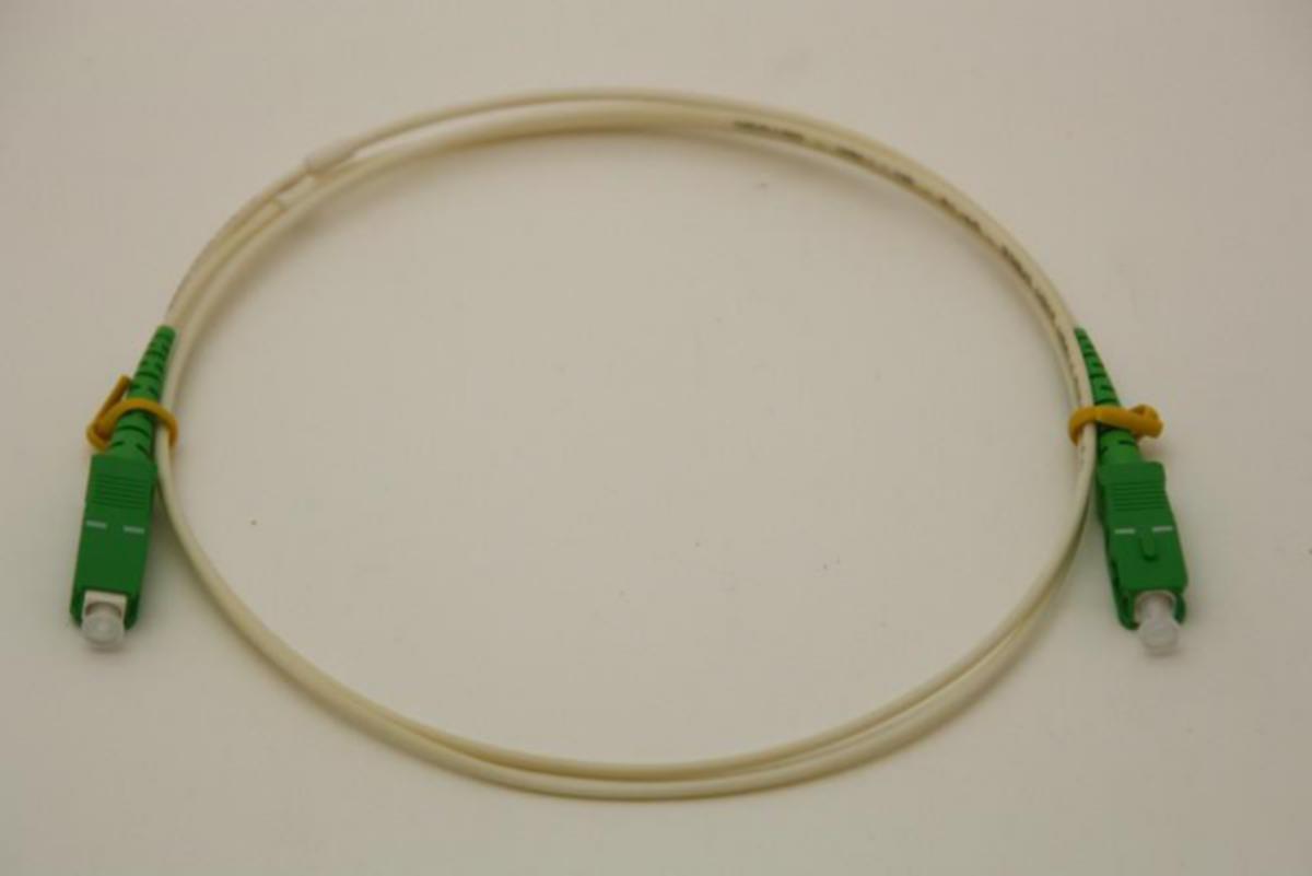 Kytkentäkaapeli-kuitu Nestor NesCon - KYTKENTÄKAAPELI-KUITU NESTOR SC-APC/LC-APC/1/5 FMU 3,0MM