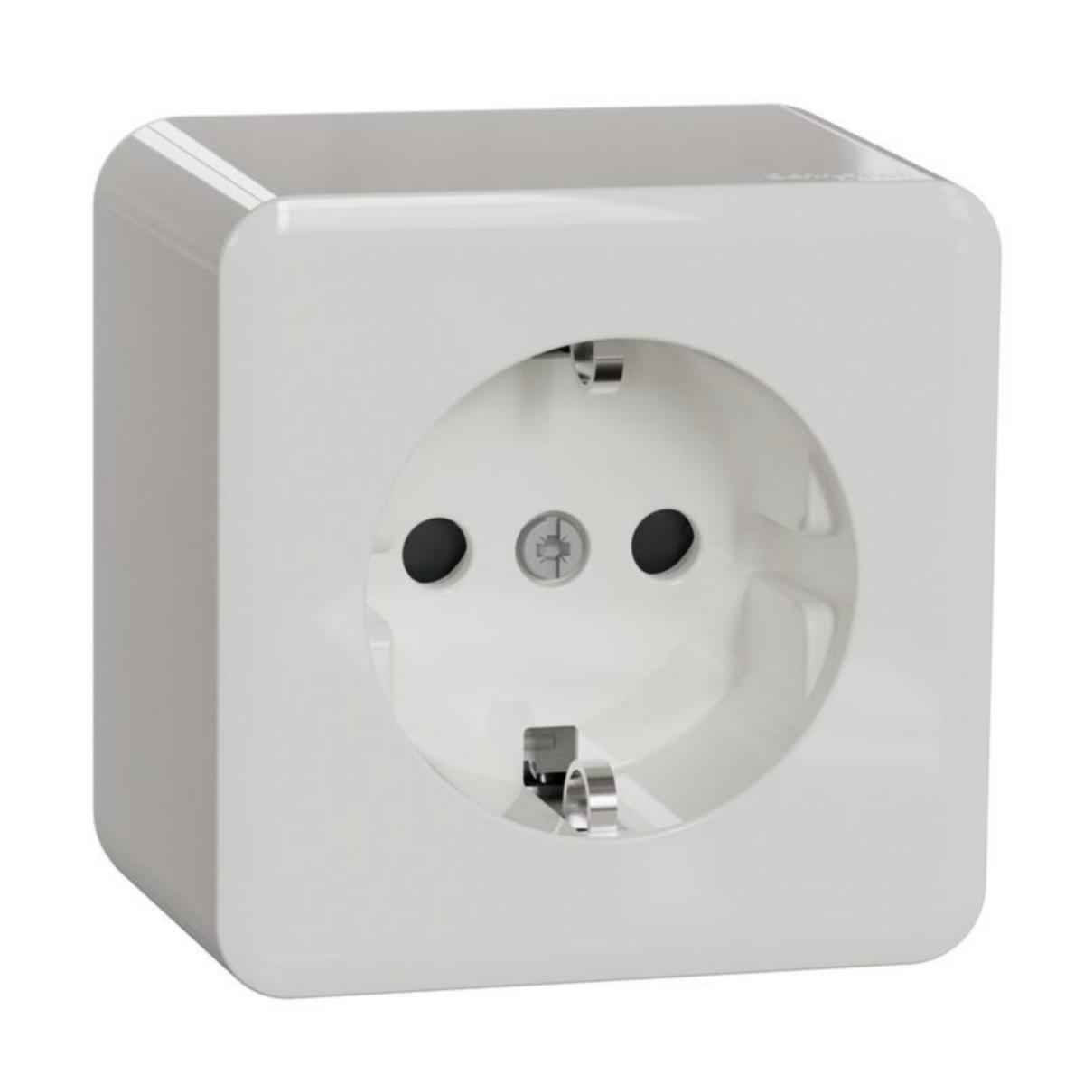 Pistorasia Schneider Electric Exxact 1-osainen pinta IP21 - PISTORASIA EXXACT 1S/16A/IP21 PPJ VAL