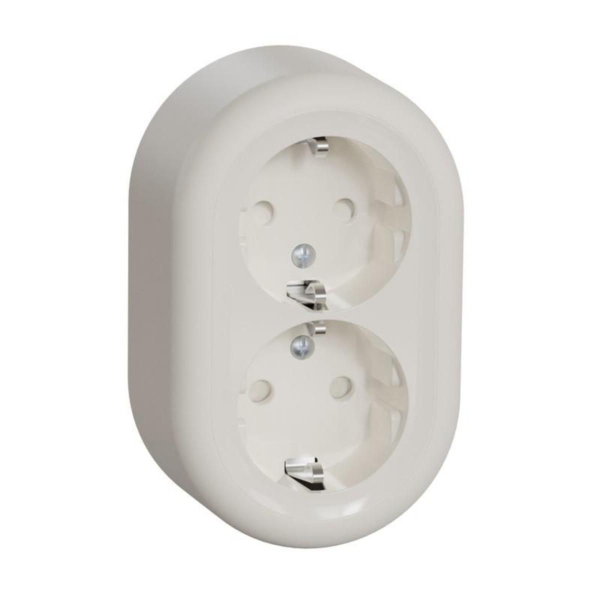 Pistorasia Schneider Electric Renova 2-osainen pinta - PISTORASIA RENOVA 2S/16A/IP21 PPJ VAL