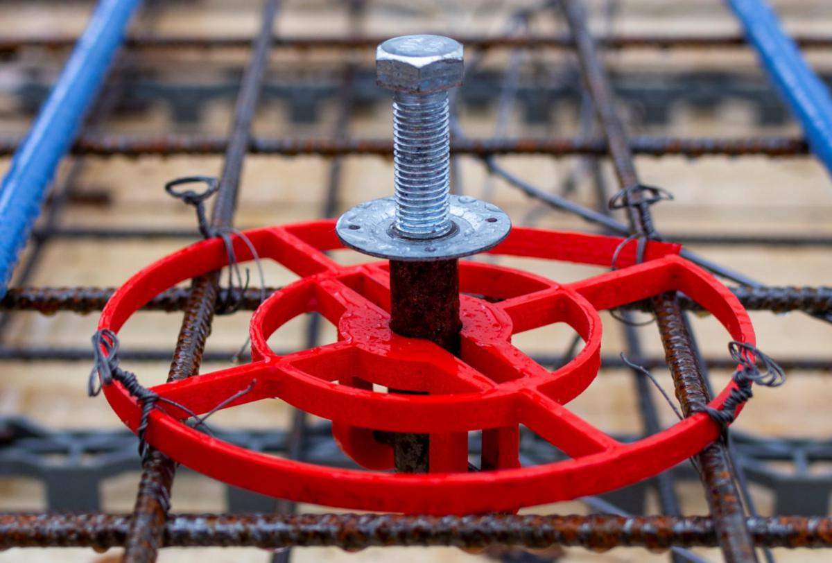 Asennusalusta valuankkurille Kommitek M16 Vemolle - ASENNUSALUSTA VALUANKKURILLE KOMMITEK M16 VEMOLLE