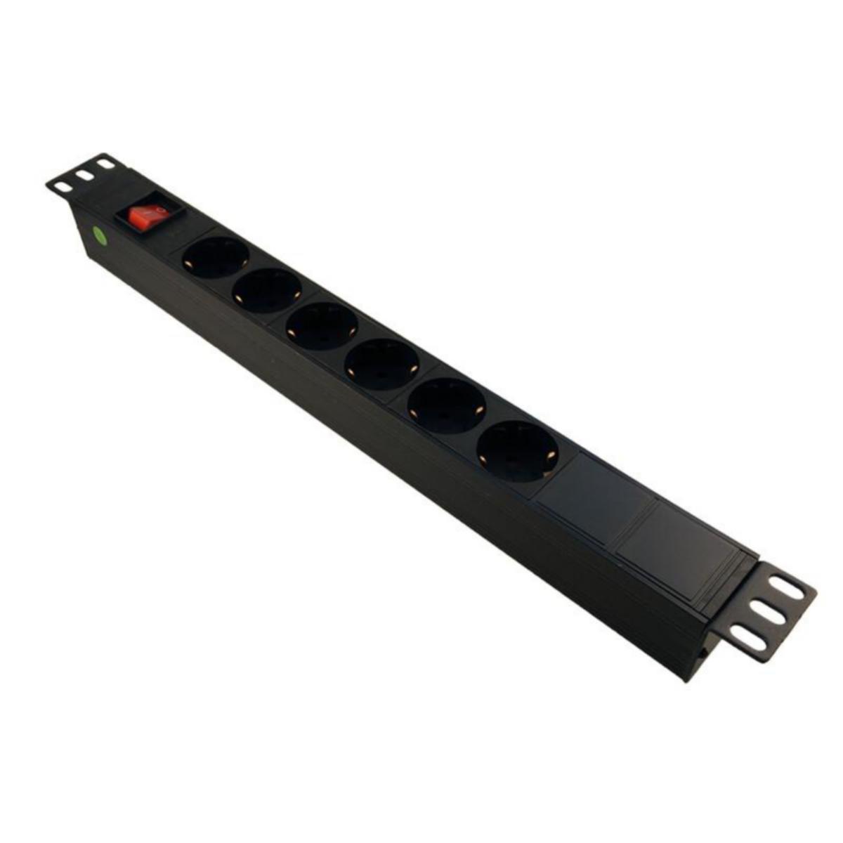 Pistorasiapaneeli LA-CAT 19" 6-os - PISTORASIAPANEELI LA-CAT PISTORASIAPANELI 19", 1U, 6KPL