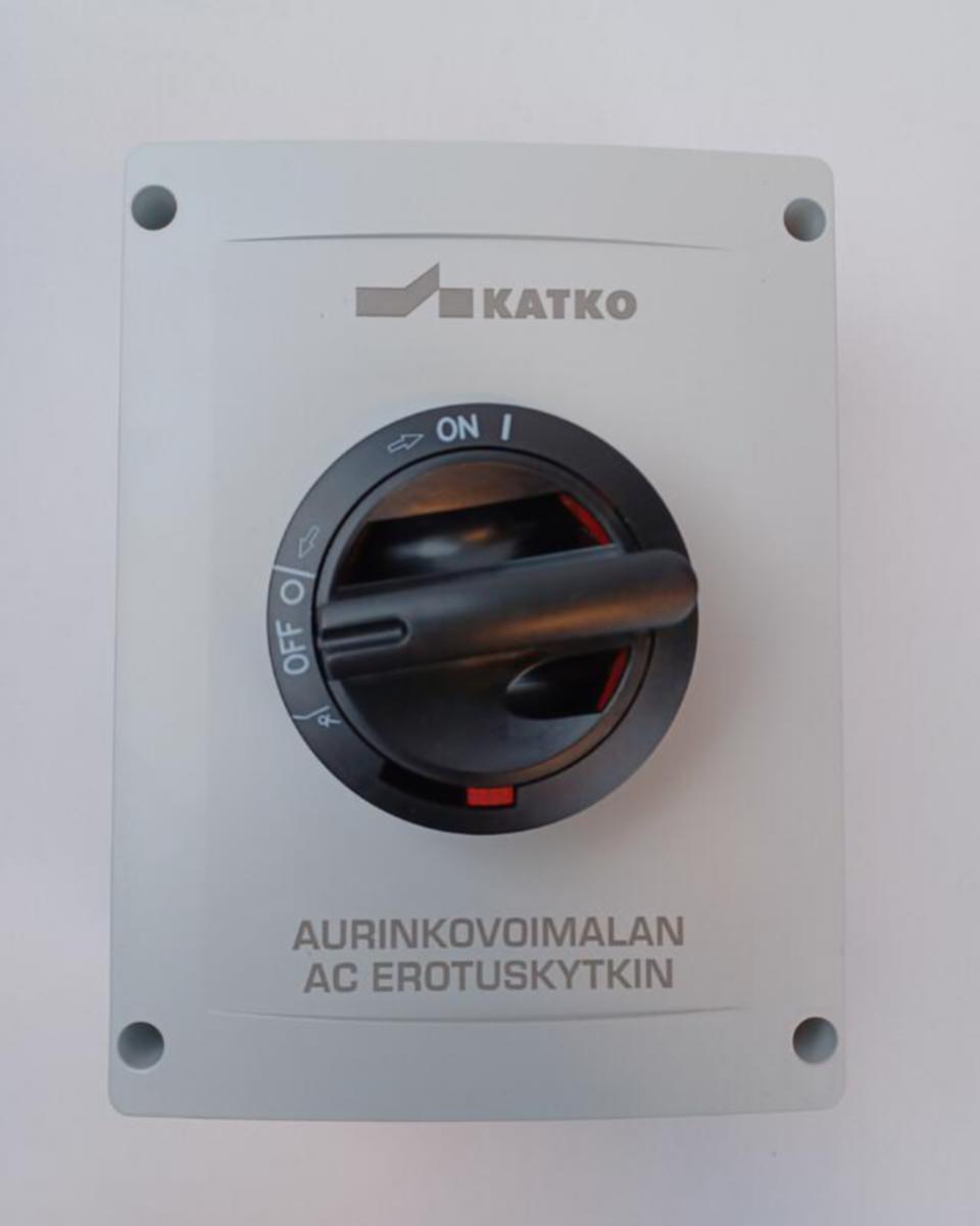 Aurinkovoimalan erotuskytkin Katko KEM - TURVAKYTKIN VÄÄNNIN KATKO KEM 432 4X32A 400V 15KW