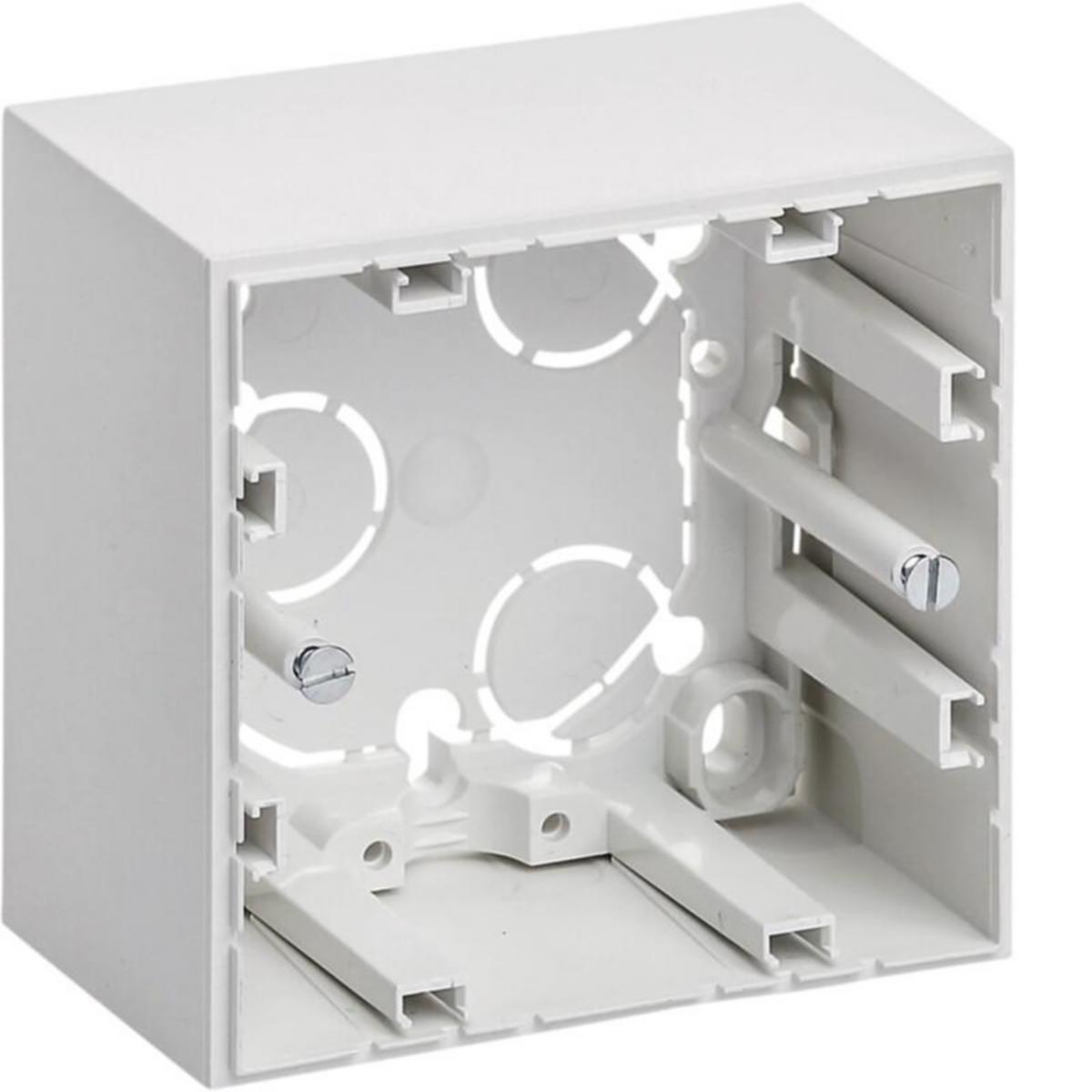 Pintakojerasia Hager S.1 - PINTAKOJERASIA S.1 1OS. 44MM IP21 VAL
